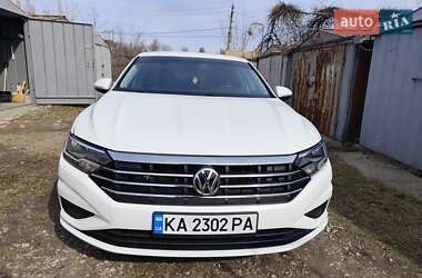 Седан Volkswagen Jetta 2018 в Киеве