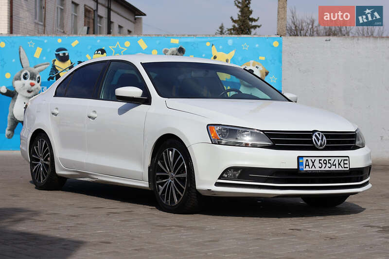 Седан Volkswagen Jetta 2015 в Царичанке