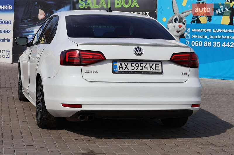Седан Volkswagen Jetta 2015 в Царичанке