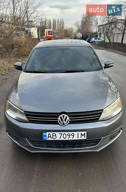 Седан Volkswagen Jetta 2013 в Виннице