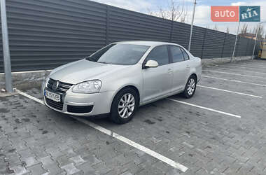 Седан Volkswagen Jetta 2010 в Миколаєві