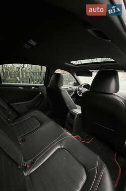 Седан Volkswagen Jetta 2014 в 