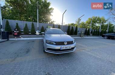 Седан Volkswagen Jetta 2015 в Харькове