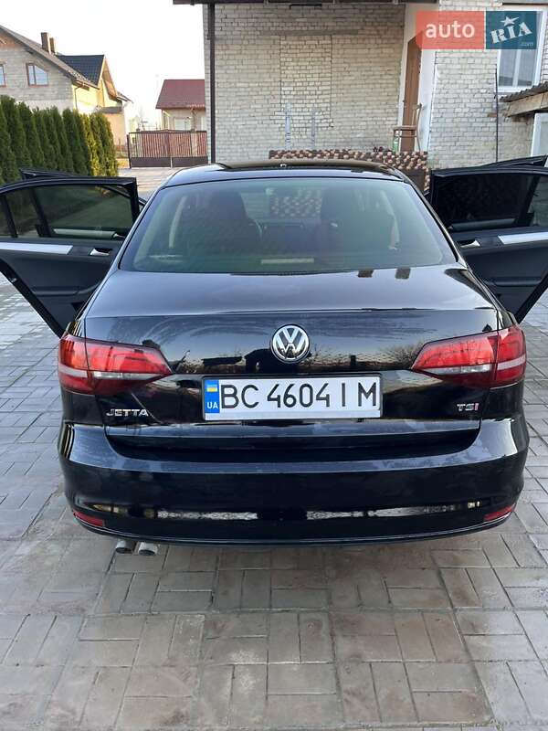 Седан Volkswagen Jetta 2017 в Львове