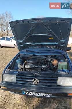 Седан Volkswagen Jetta 1989 в 