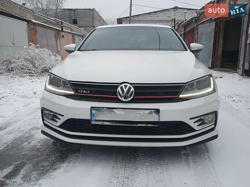 Volkswagen Jetta 2016