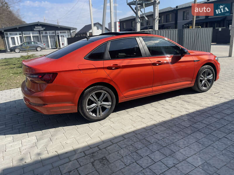 Седан Volkswagen Jetta 2018 в Львове