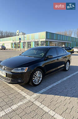 Седан Volkswagen Jetta 2013 в Львове