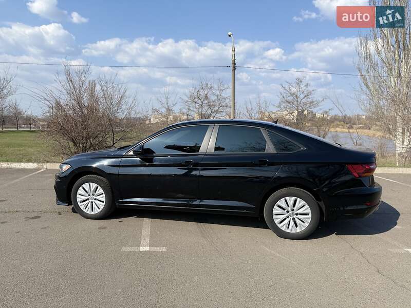 Седан Volkswagen Jetta 2019 в Кривом Роге