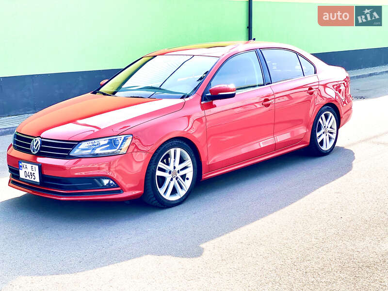Седан Volkswagen Jetta 2016 в 