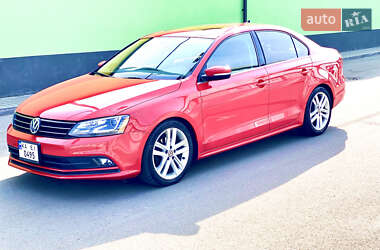 Седан Volkswagen Jetta 2016 в 