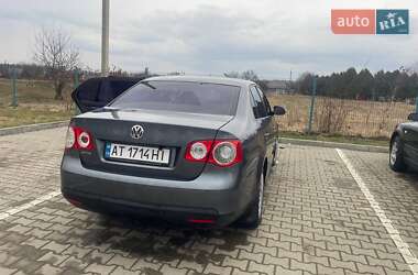Седан Volkswagen Jetta 2008 в 