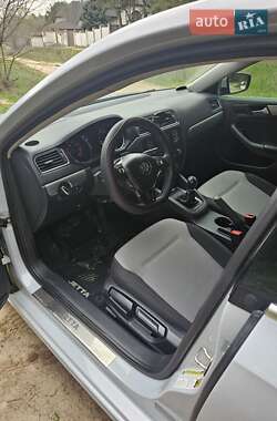 Седан Volkswagen Jetta 2017 в 
