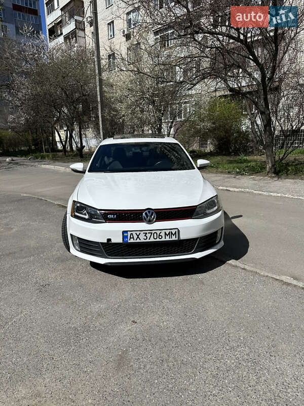Volkswagen Jetta 2013