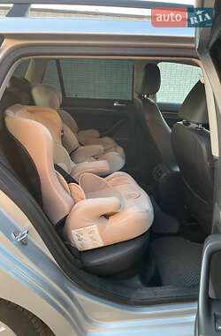 Універсал Volkswagen Jetta 2014 в 