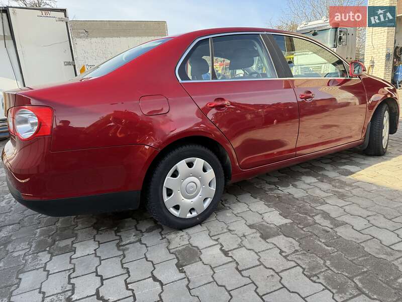 Седан Volkswagen Jetta 2008 в Луцке