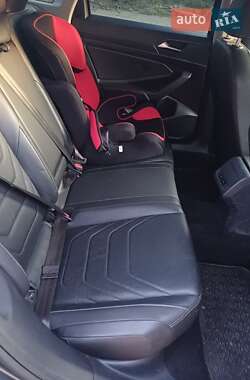Седан Volkswagen Jetta 2020 в 