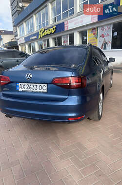 Седан Volkswagen Jetta 2014 в 