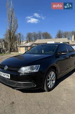 Седан Volkswagen Jetta 2011 в 