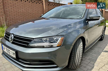 Седан Volkswagen Jetta 2016 в 