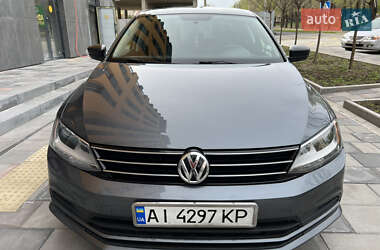 Седан Volkswagen Jetta 2014 в 