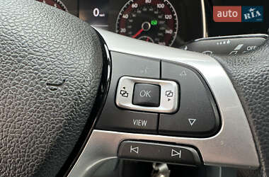 Седан Volkswagen Jetta 2019 в 
