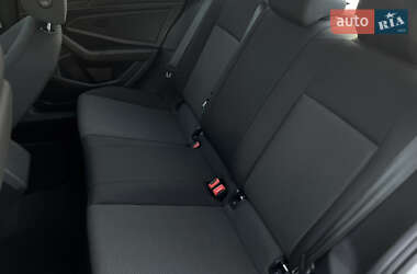 Седан Volkswagen Jetta 2018 в 