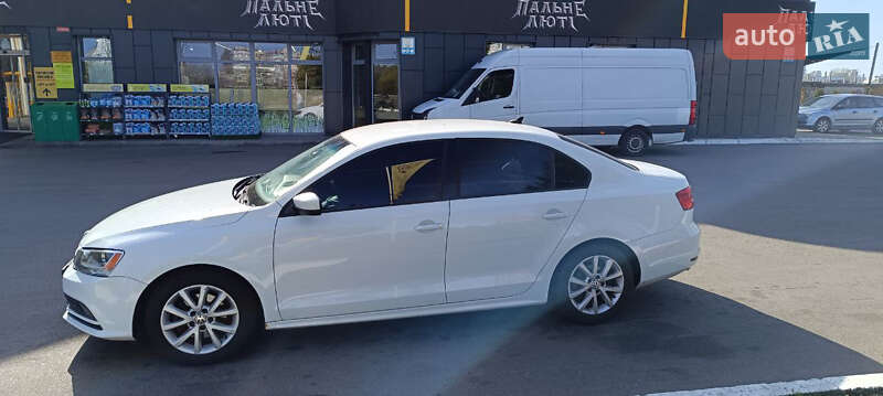 Седан Volkswagen Jetta 2015 в Киеве