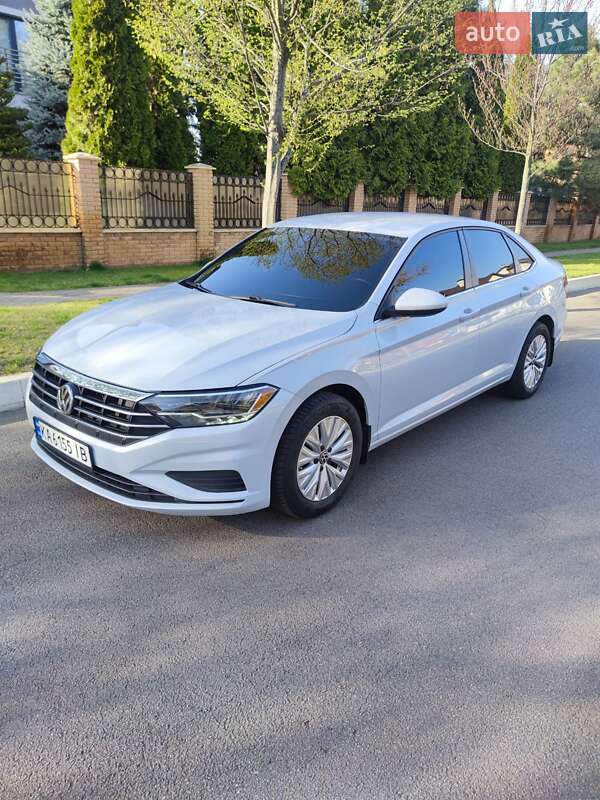 Седан Volkswagen Jetta 2018 в Києві