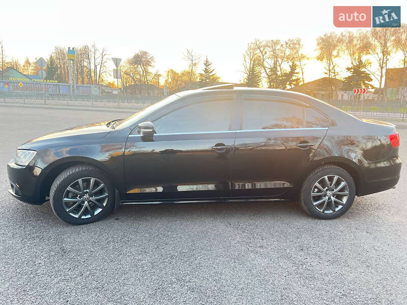 Седан Volkswagen Jetta 2013 в Первомайську