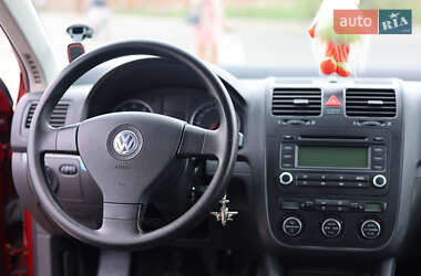 Седан Volkswagen Jetta 2006 в 