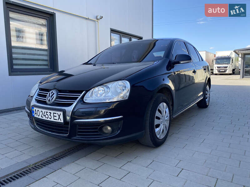 Седан Volkswagen Jetta 2007 в 