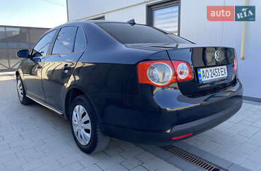 Седан Volkswagen Jetta 2007 в 