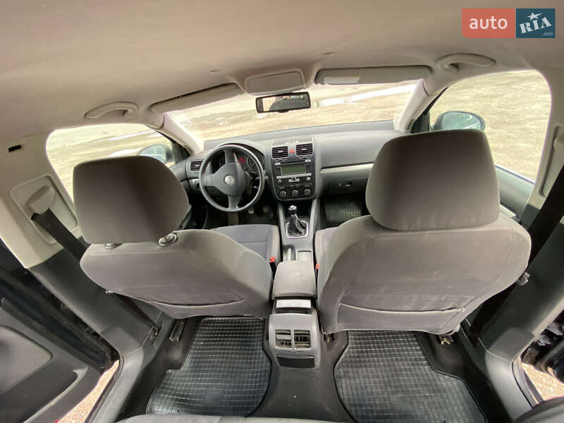 Седан Volkswagen Jetta 2007 в Самборе