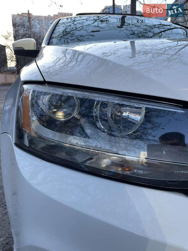 Седан Volkswagen Jetta 2015 в Одессе