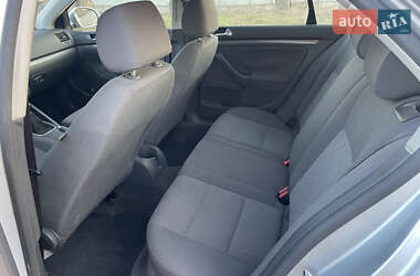 Седан Volkswagen Jetta 2006 в 