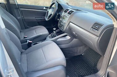 Седан Volkswagen Jetta 2006 в 