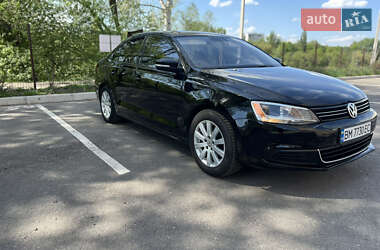 Седан Volkswagen Jetta 2014 в 