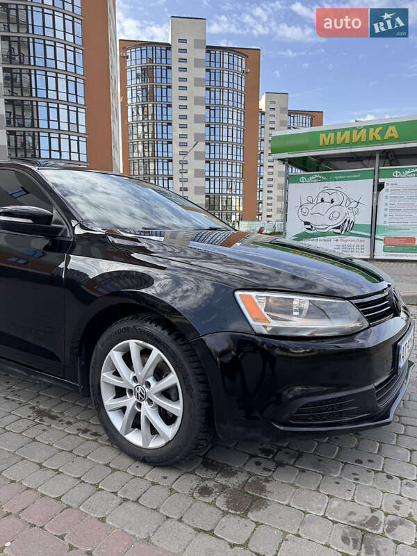 Седан Volkswagen Jetta 2011 в Ивано-Франковске фото 2 Седан Volkswagen Jetta 2011 в Ивано-Франковске