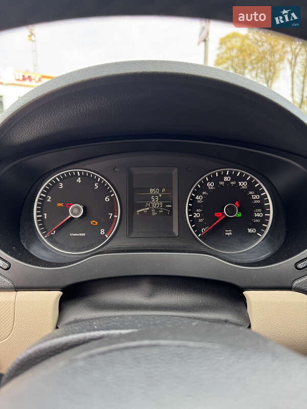 Седан Volkswagen Jetta 2011 в Ивано-Франковске фото 7 Седан Volkswagen Jetta 2011 в Ивано-Франковске