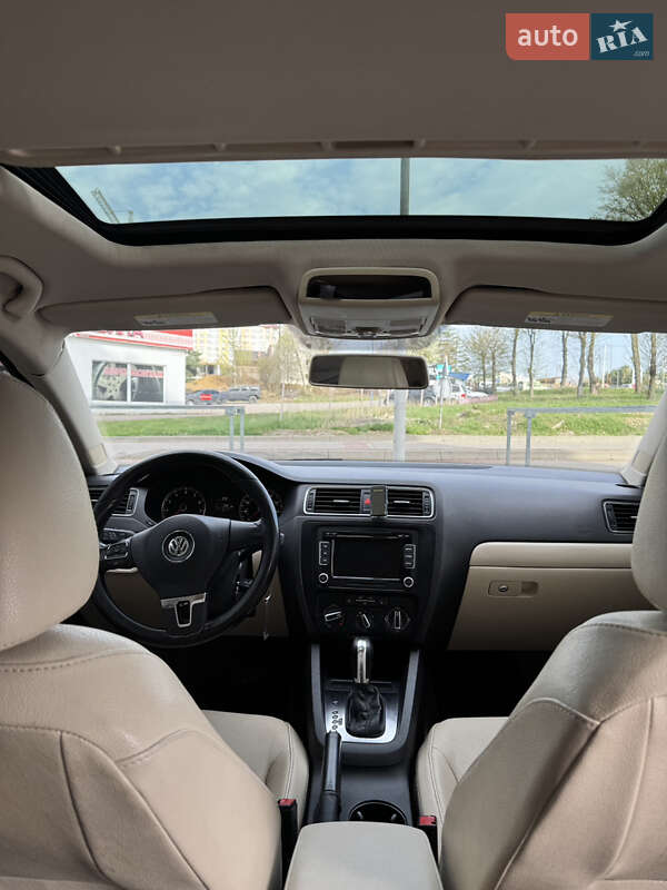 Седан Volkswagen Jetta 2011 в Ивано-Франковске фото 20 Седан Volkswagen Jetta 2011 в Ивано-Франковске