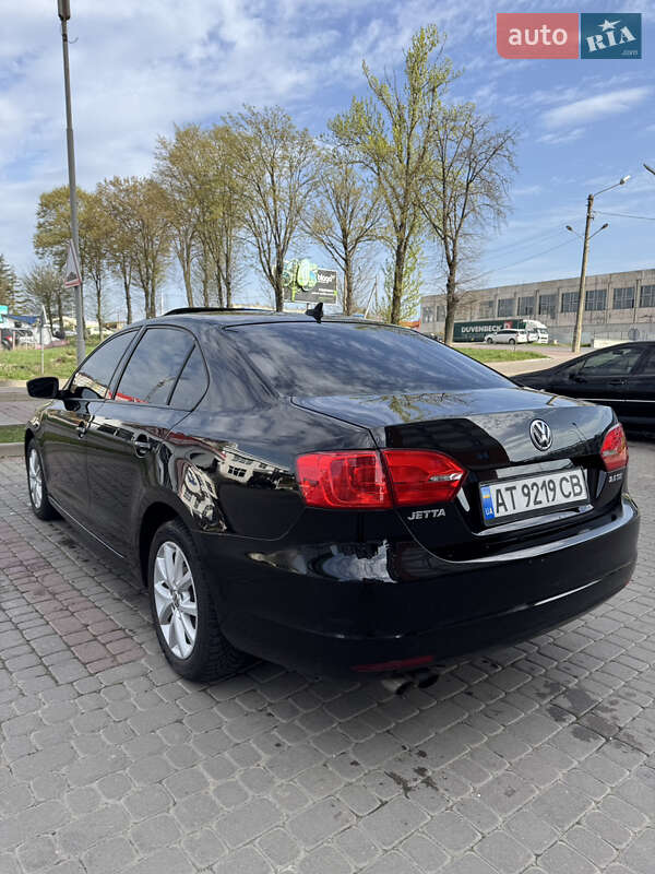 Седан Volkswagen Jetta 2011 в Ивано-Франковске фото 29 Седан Volkswagen Jetta 2011 в Ивано-Франковске