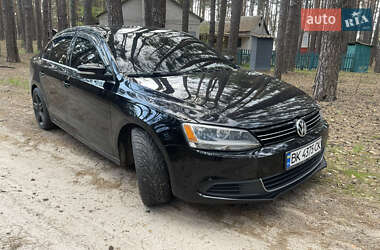Седан Volkswagen Jetta 2014 в 