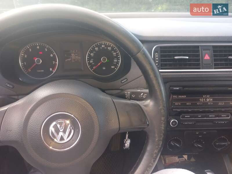 Седан Volkswagen Jetta 2014 в Києві