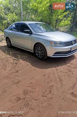 Седан Volkswagen Jetta 2015 в 