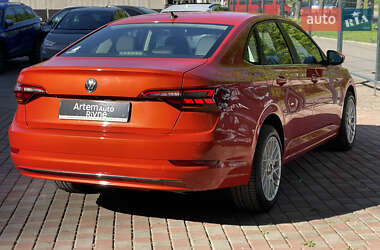 Седан Volkswagen Jetta 2019 в 