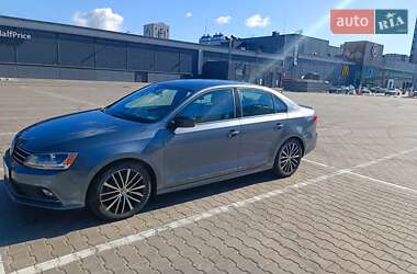 Седан Volkswagen Jetta 2014 в 