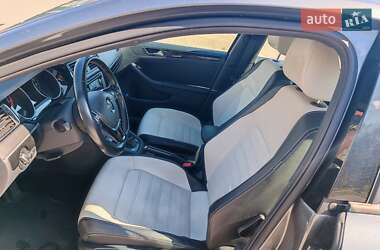 Седан Volkswagen Jetta 2014 в 
