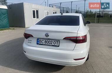 Седан Volkswagen Jetta 2020 в 