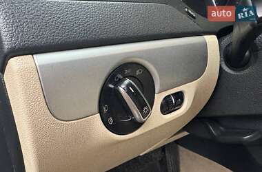 Седан Volkswagen Jetta 2013 в 